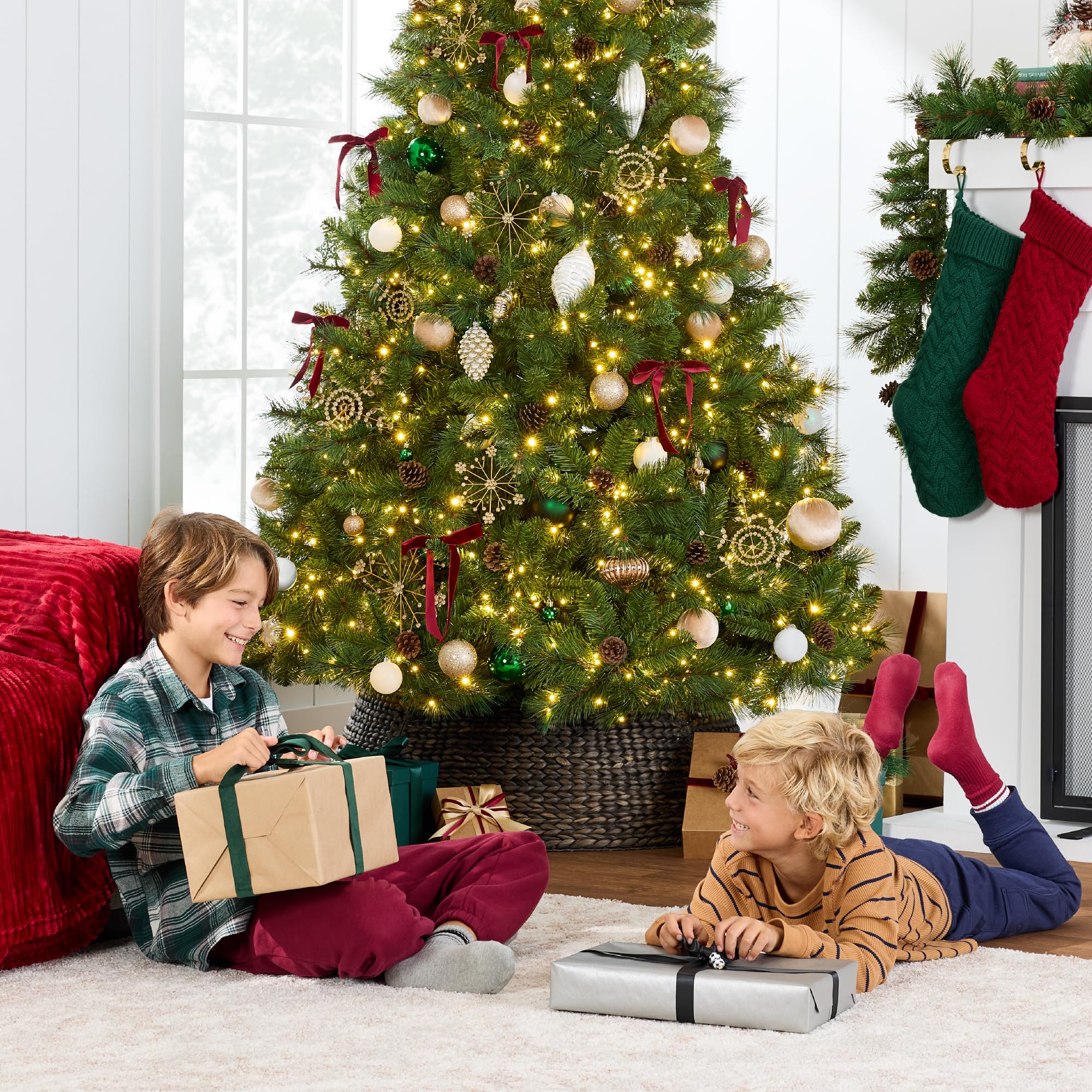 Best Choice Products Full Scotch Pine Christmas Tree, 9ft Pre-Lit Holiday Decor w/ 2,000 Twinkling Micro LED Lights, 2-in-1 White & Multicolor - Image 4